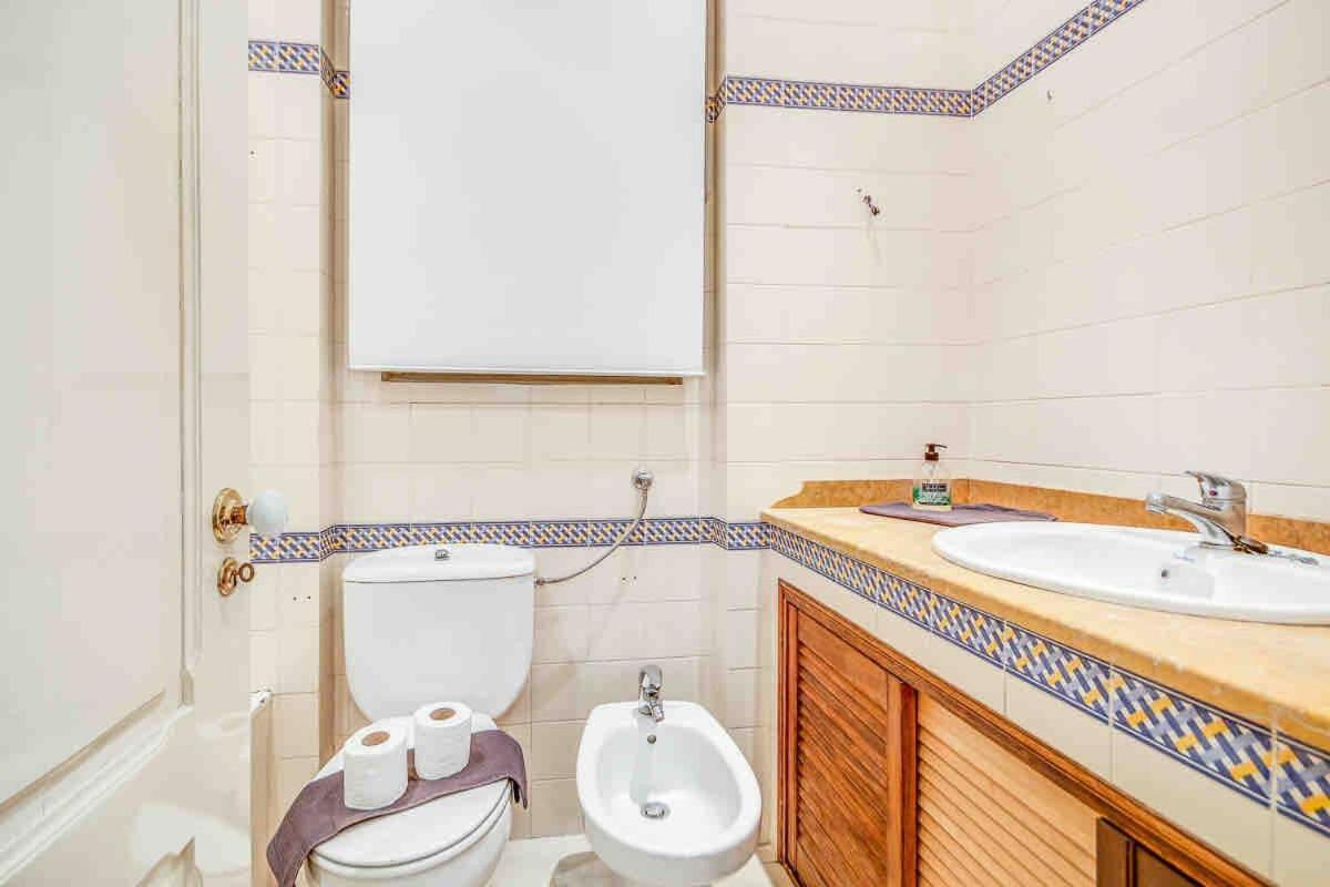 Spacious Apartment Alameda Lisbon Luaran gambar